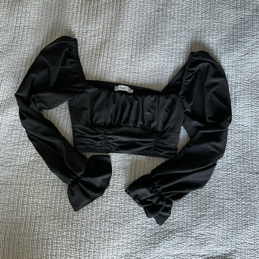 Adika Black Cropped Blouse
